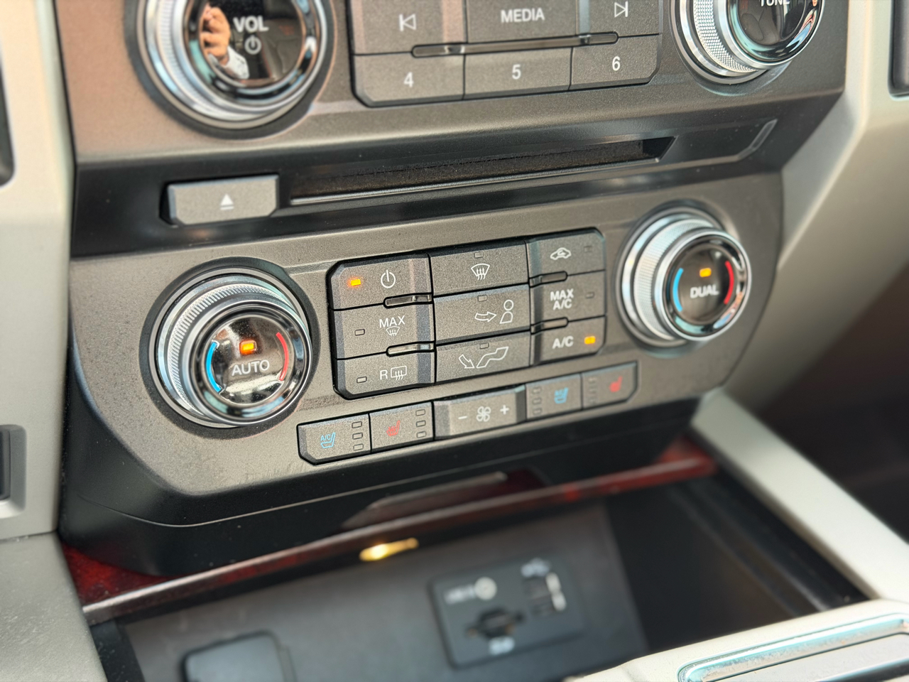 Ford F-150 King Ranch SuperCrew 4WD 2015