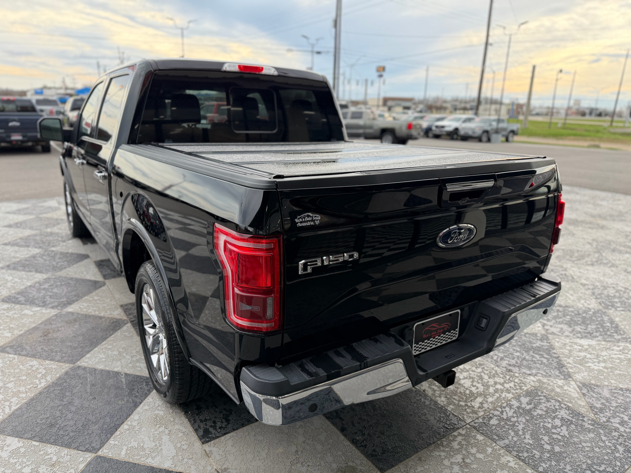 Ford F-150 Lariat SuperCrew 2WD 2017