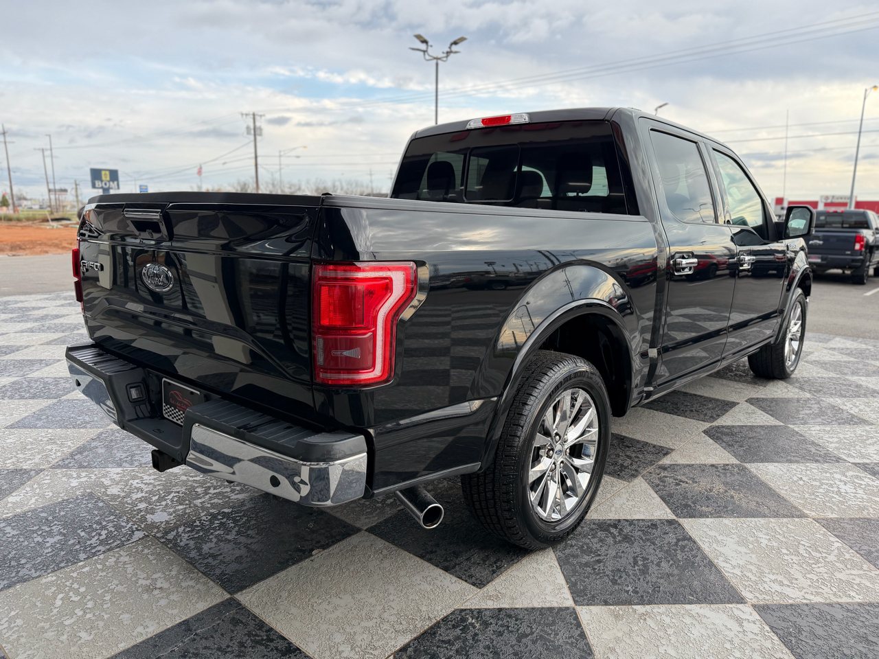 Ford F-150 Lariat SuperCrew 2WD 2017