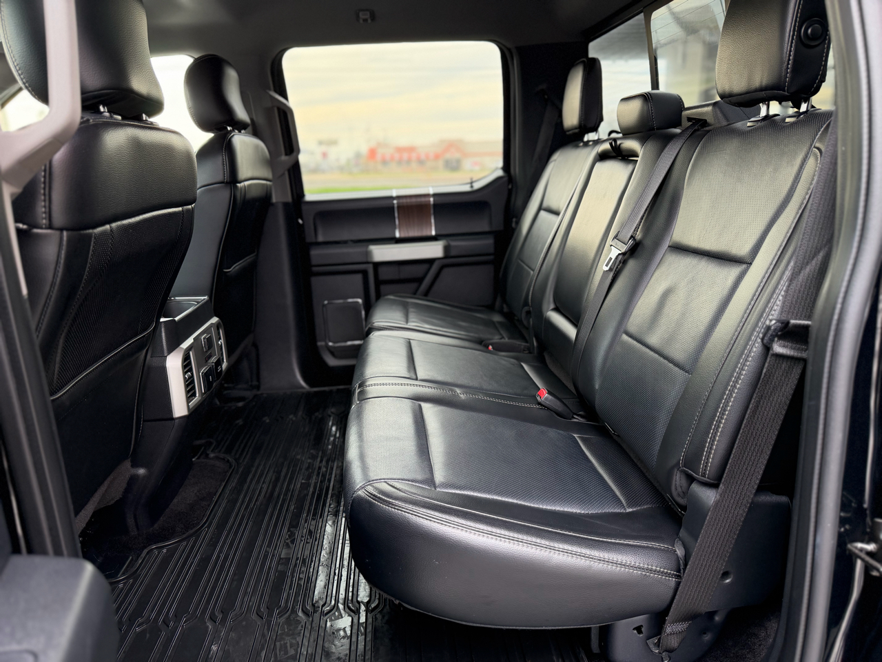 Ford F-150 Lariat SuperCrew 2WD 2017