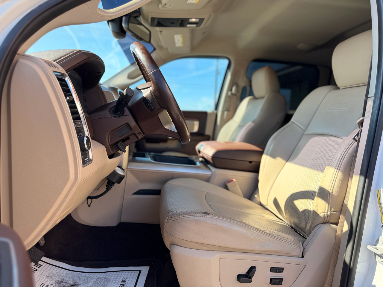 RAM 3500 Laramie Crew Cab LWB 4WD DRW 2018