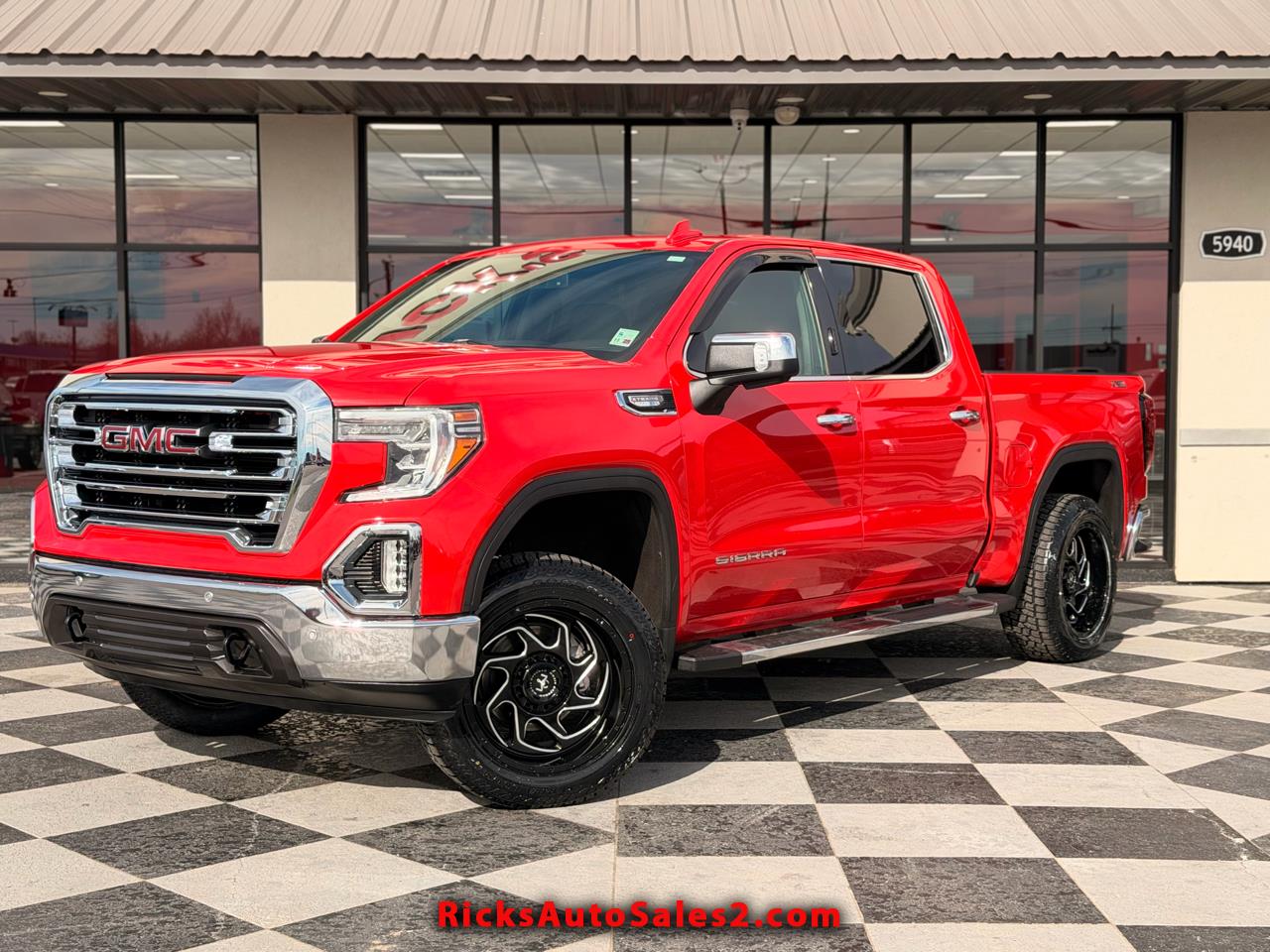 2021 GMC Sierra 1500 SLT Crew Cab 4WD