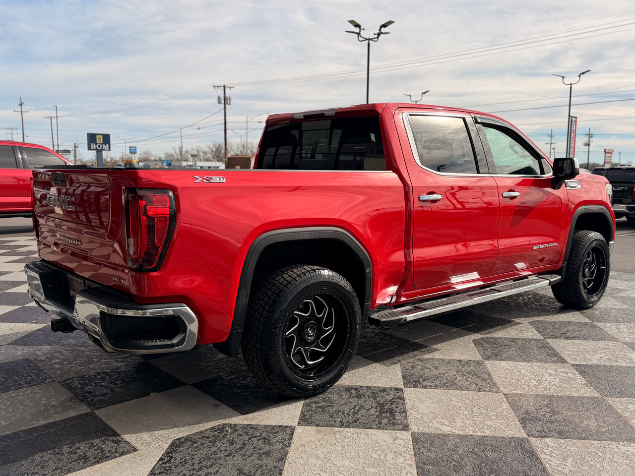 GMC Sierra 1500 SLT Crew Cab 4WD 2021