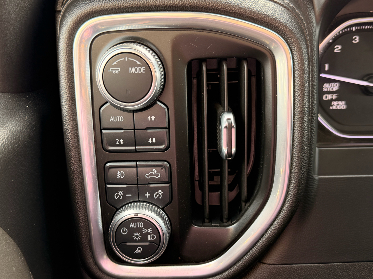 GMC Sierra 1500 SLT Crew Cab 4WD 2021