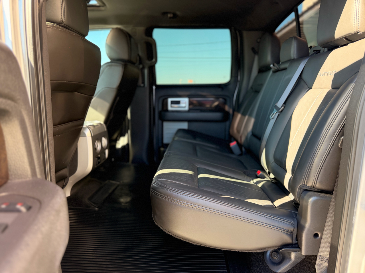 Ford F-150 Platinum SuperCrew 4WD 2014