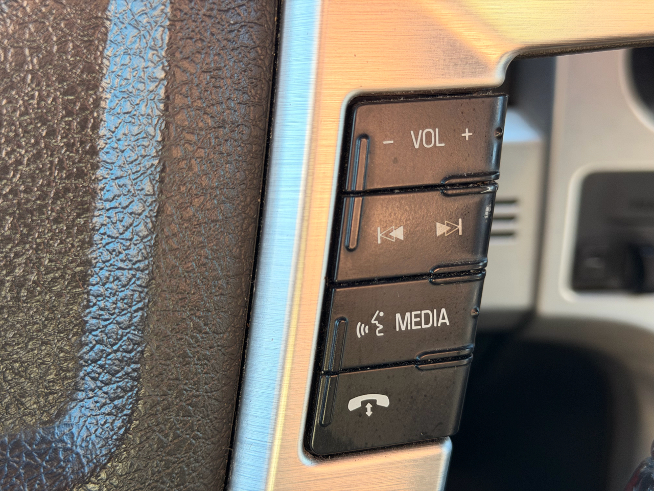 Ford F-150 Platinum SuperCrew 4WD 2014