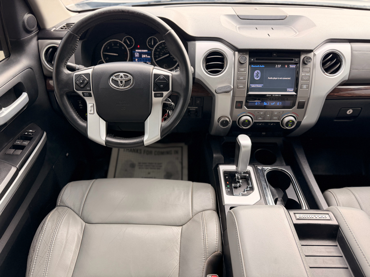 Toyota Tundra Limited 5.7L CrewMax 4WD 2017