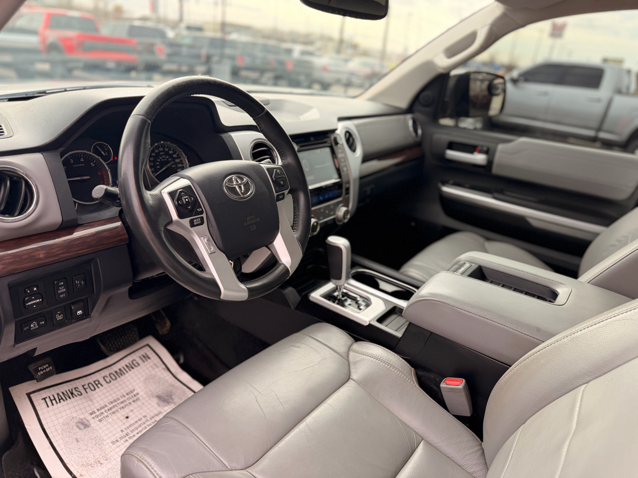 Toyota Tundra Limited 5.7L CrewMax 4WD 2017