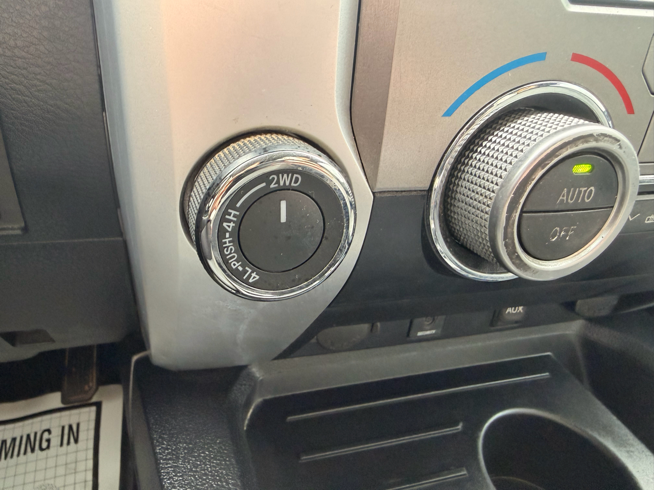 Toyota Tundra Limited 5.7L CrewMax 4WD 2017