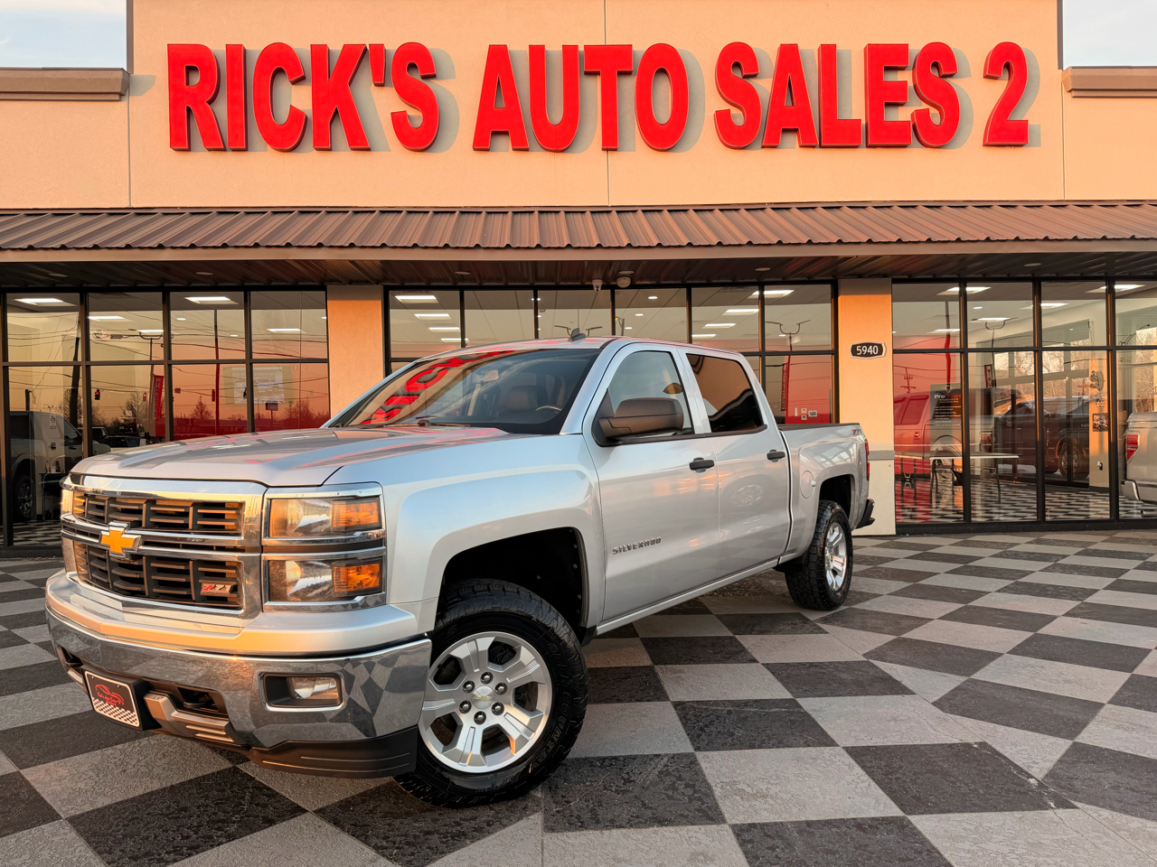 Chevrolet Silverado 1500 LT Crew Cab 4WD 2014