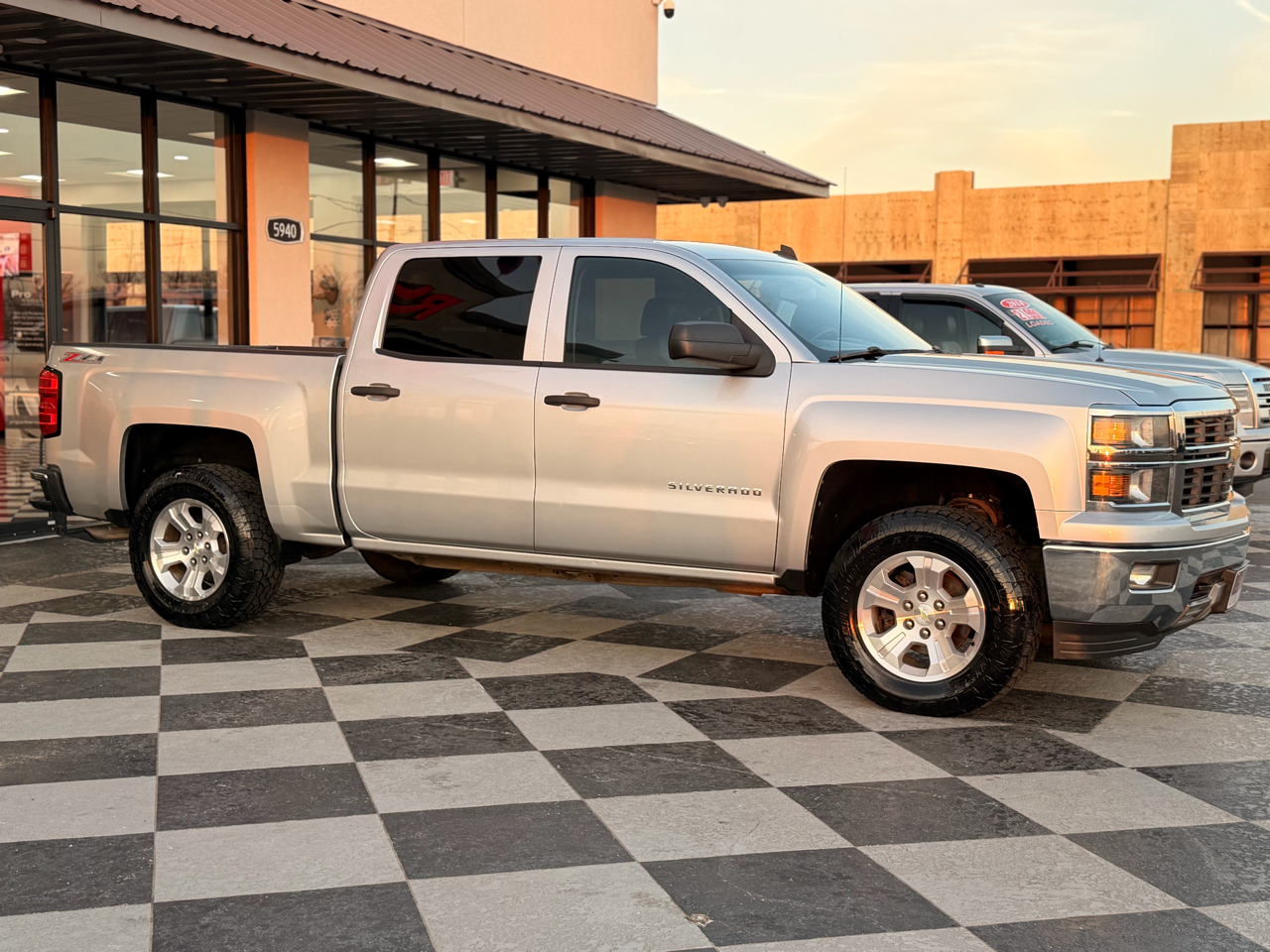 Chevrolet Silverado 1500 LT Crew Cab 4WD 2014