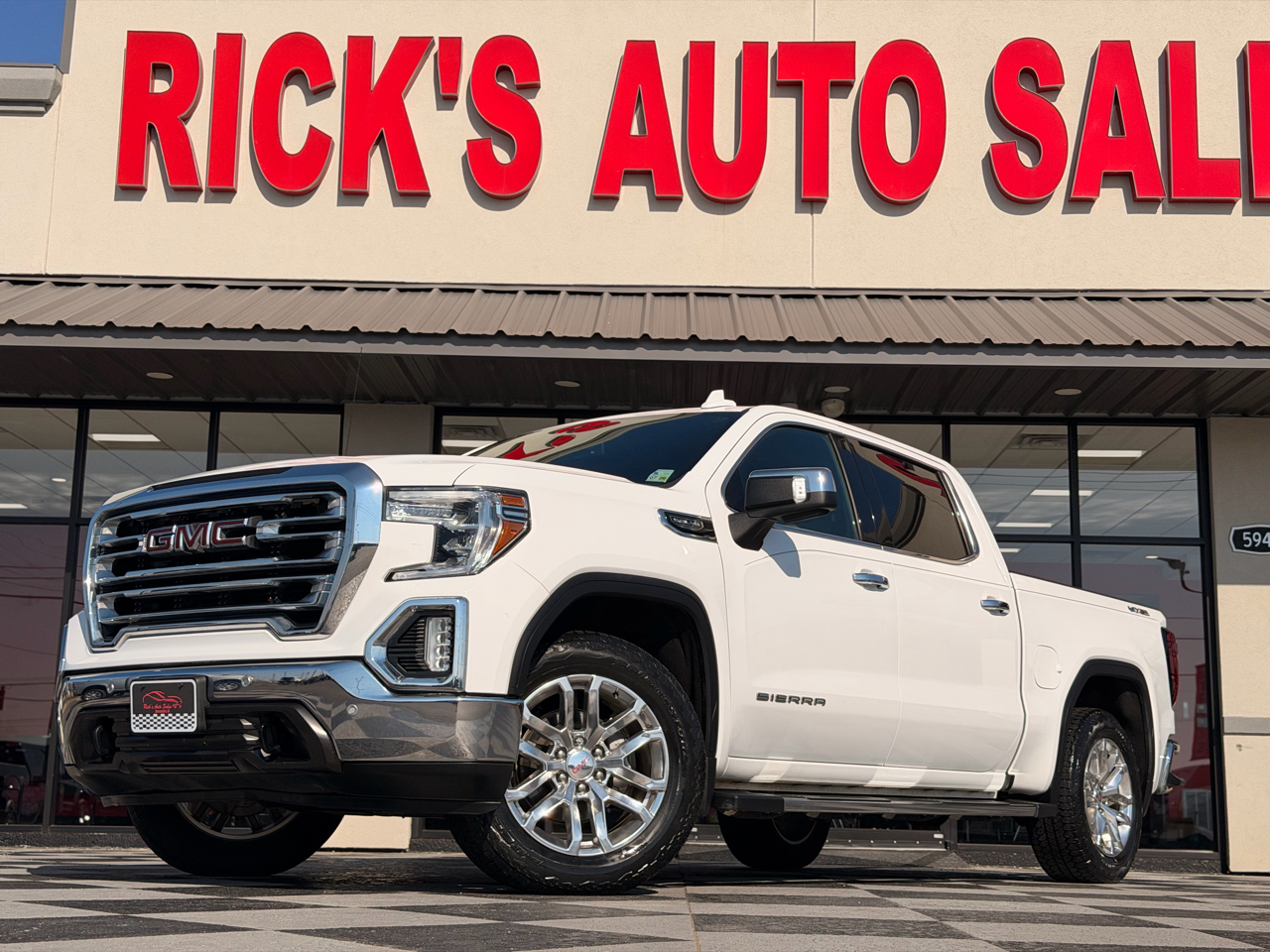 GMC Sierra 1500 SLT Crew Cab Short Bed 4WD 2021