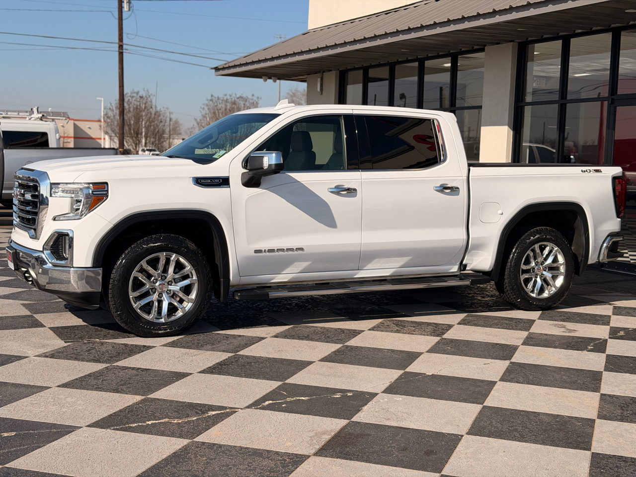 GMC Sierra 1500 SLT Crew Cab Short Bed 4WD 2021