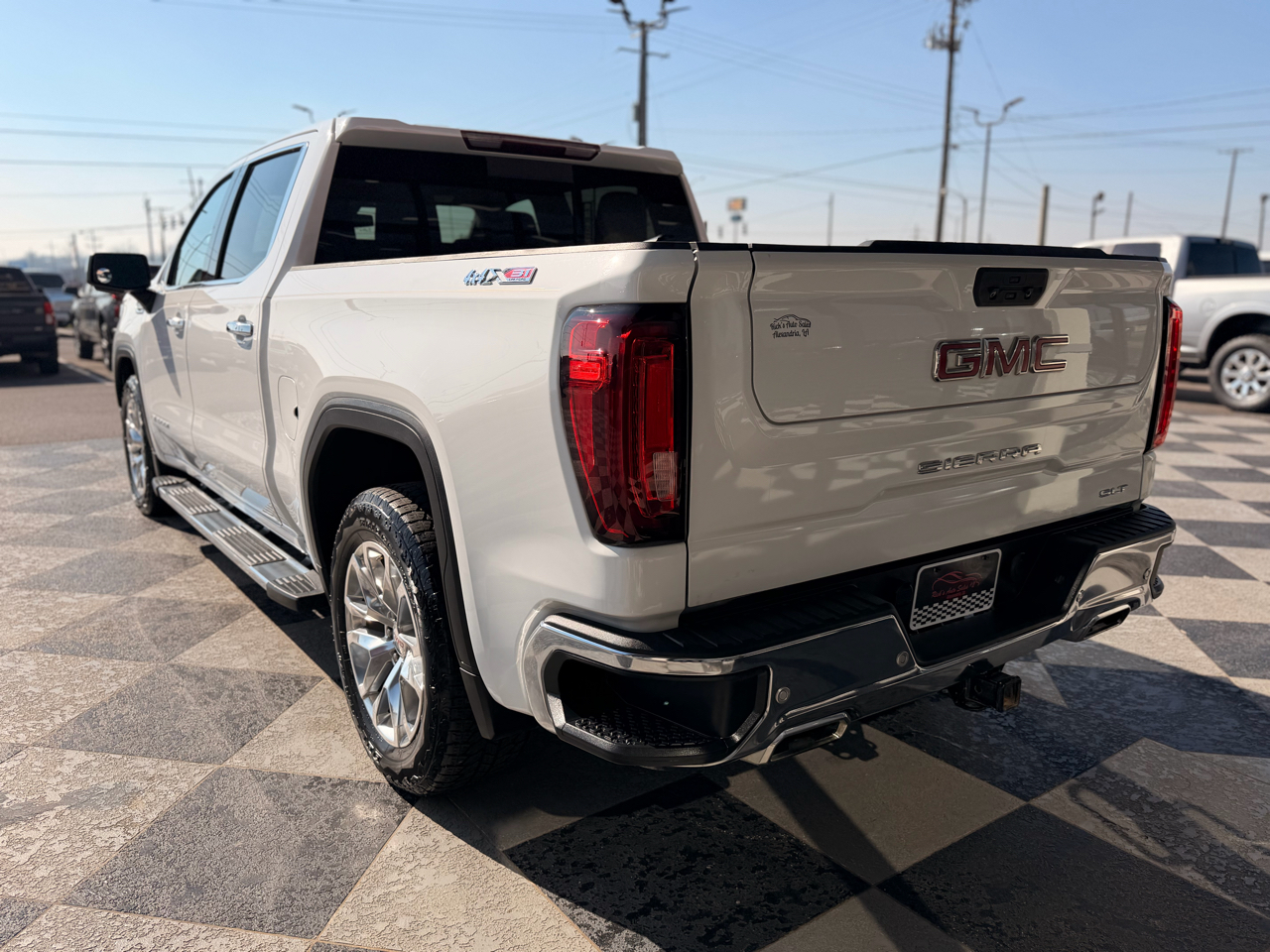 GMC Sierra 1500 SLT Crew Cab Short Bed 4WD 2021