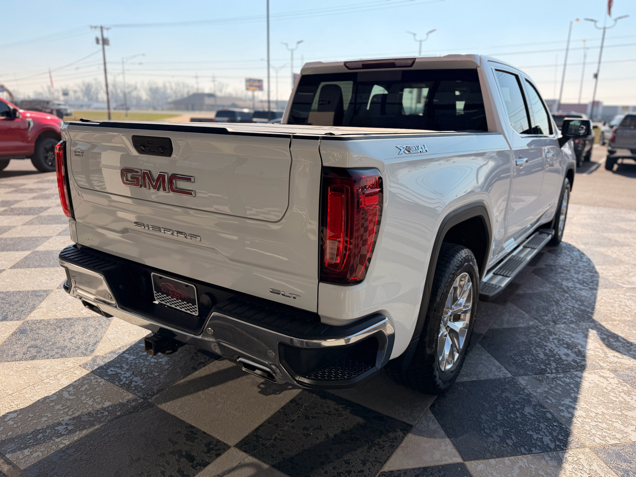 GMC Sierra 1500 SLT Crew Cab Short Bed 4WD 2021