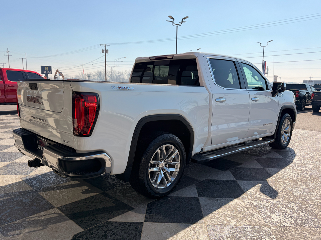 GMC Sierra 1500 SLT Crew Cab Short Bed 4WD 2021