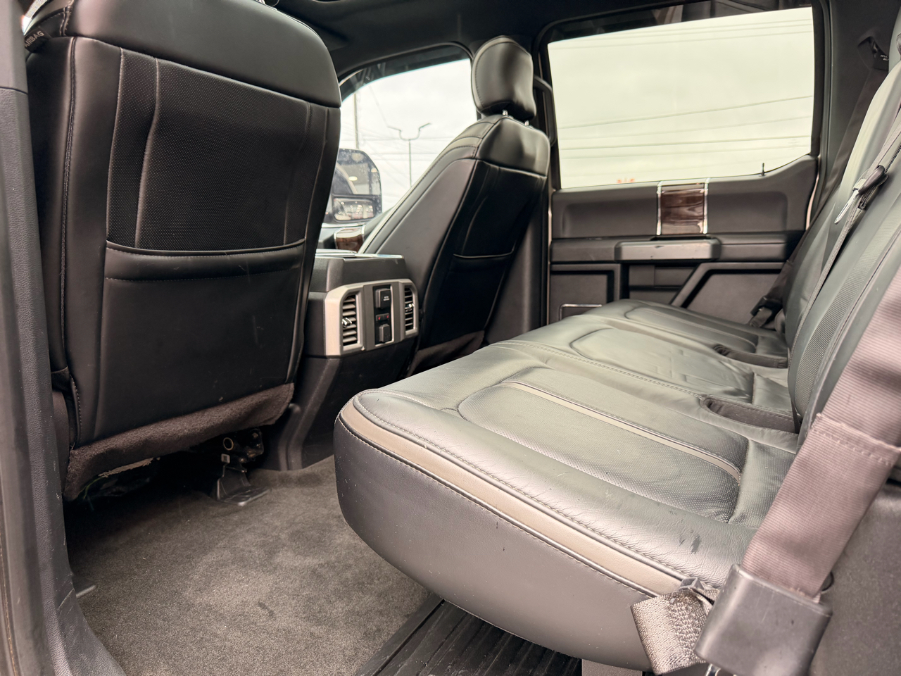 Ford F-250 SD Platinum Crew Cab 4WD 2017