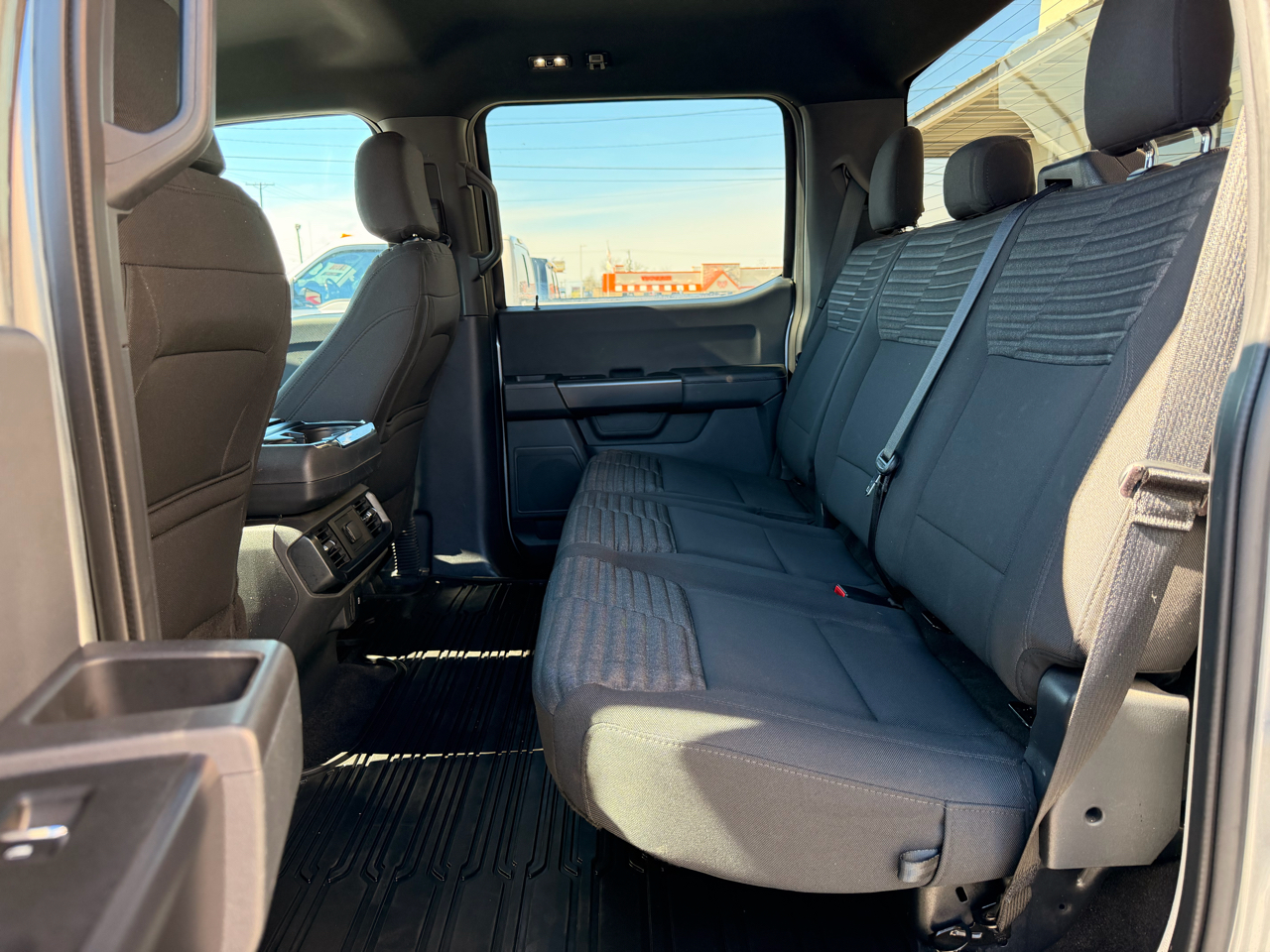 Ford F-150 STX SuperCrew 4WD 2022