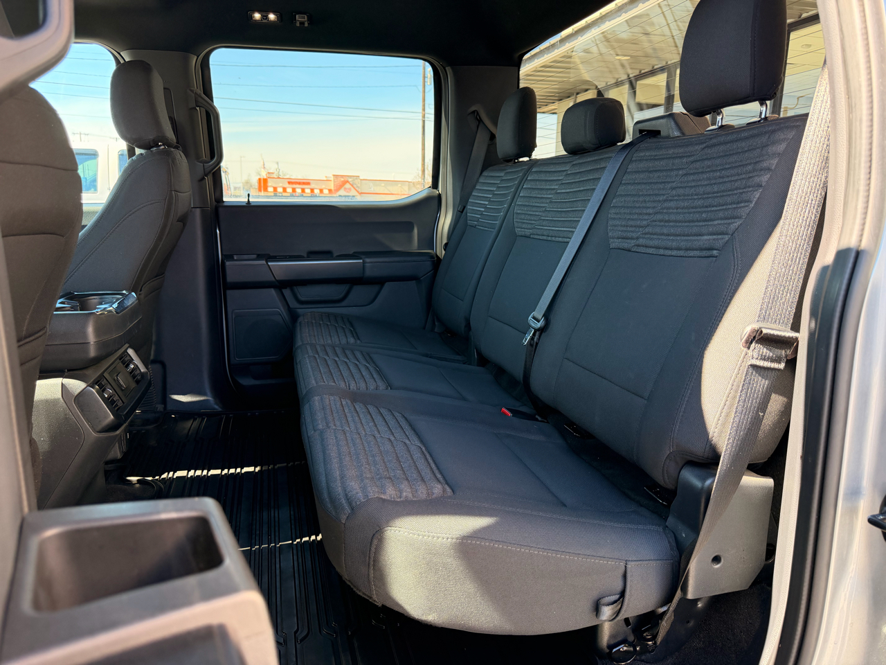 Ford F-150 STX SuperCrew 4WD 2022