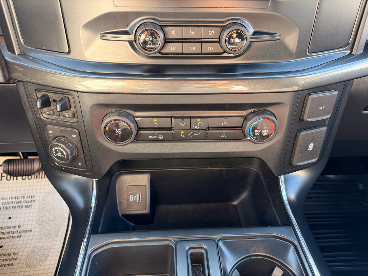 Ford F-150 STX SuperCrew 4WD 2022