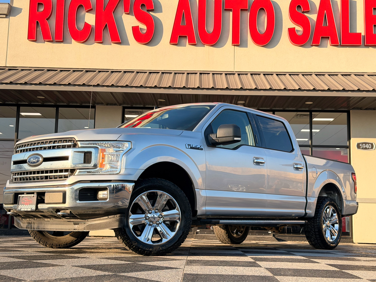 Ford F-150 XLT SuperCrew 4WD 2019