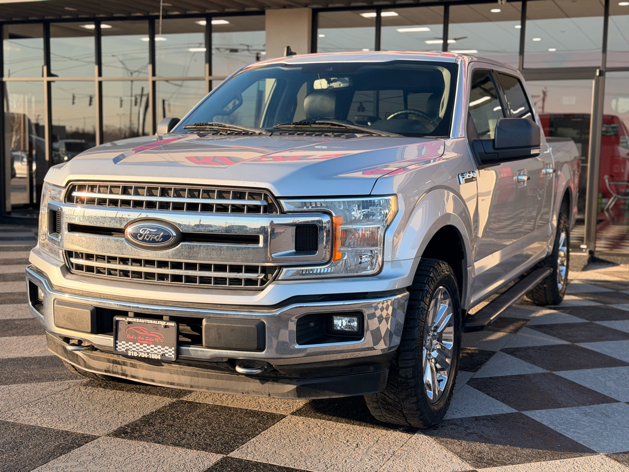 Ford F-150 XLT SuperCrew 4WD 2019