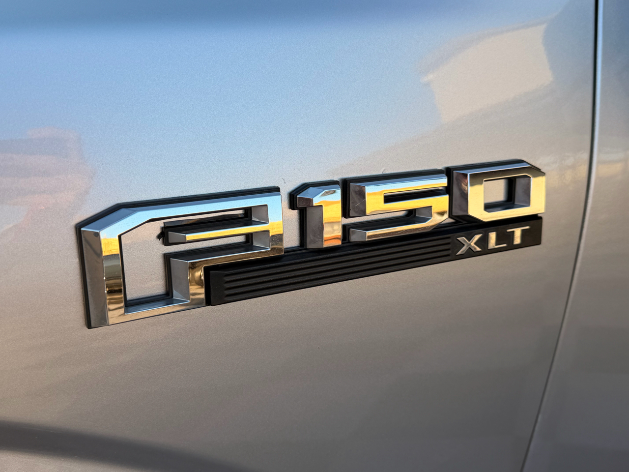 Ford F-150 XLT SuperCrew 4WD 2019