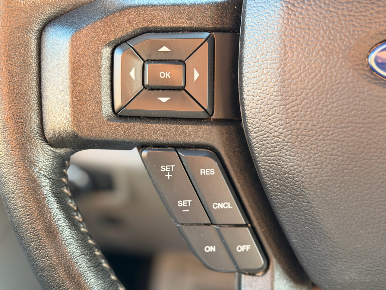 Ford F-150 XLT SuperCrew 4WD 2019