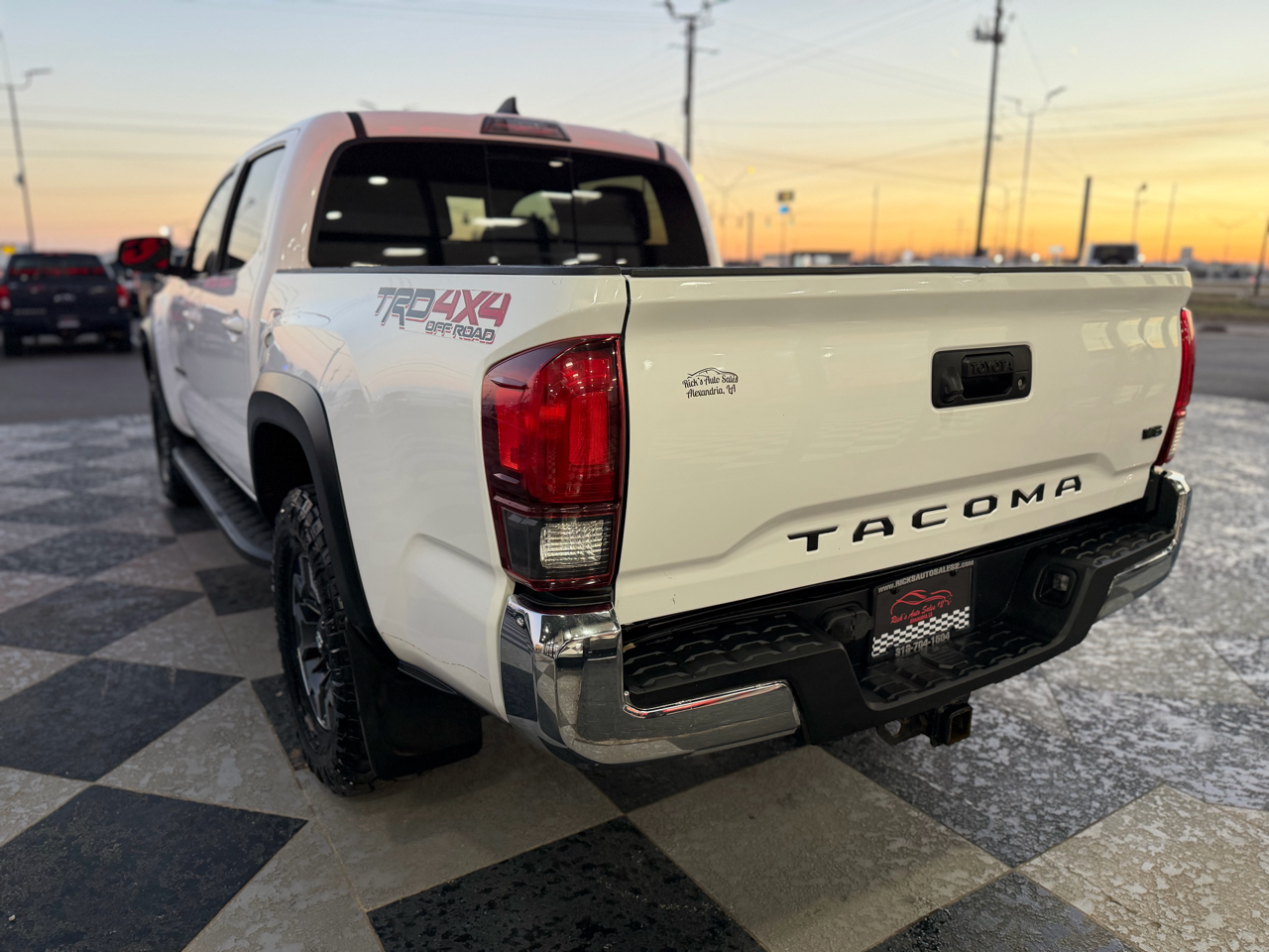 Toyota Tacoma TRD Offroad Dbl Cab 4WD at 2018
