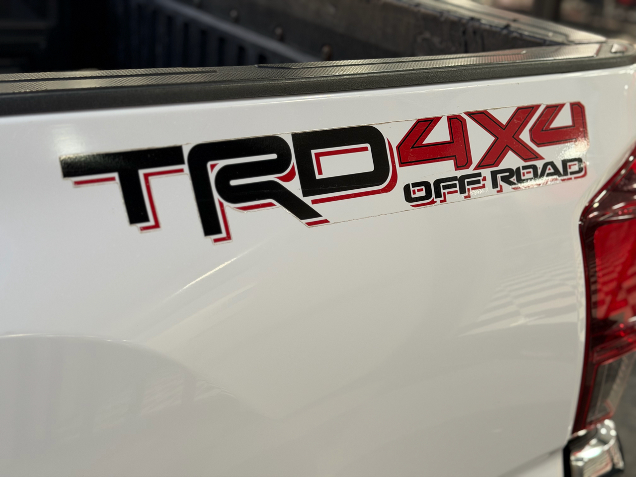 Toyota Tacoma TRD Offroad Dbl Cab 4WD at 2018