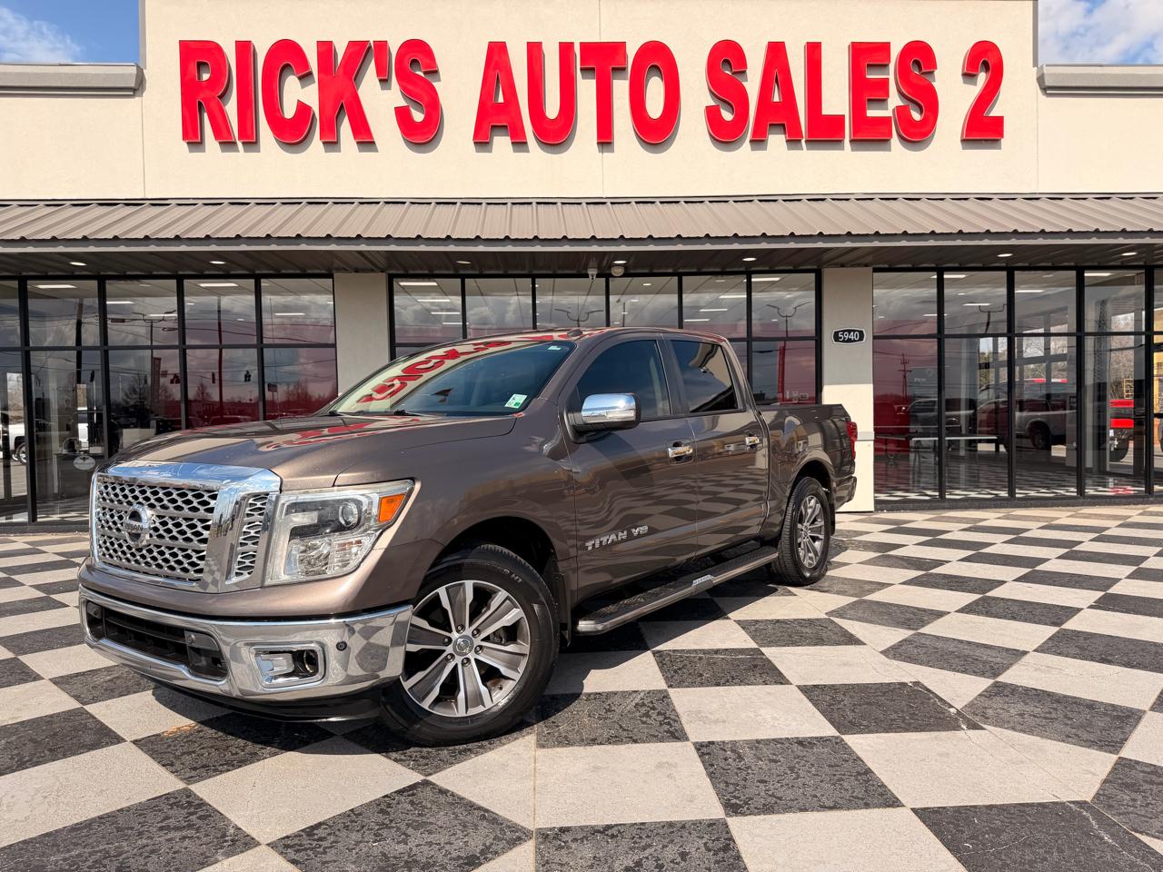 Nissan Titan SL Crew Cab 2WD 2018