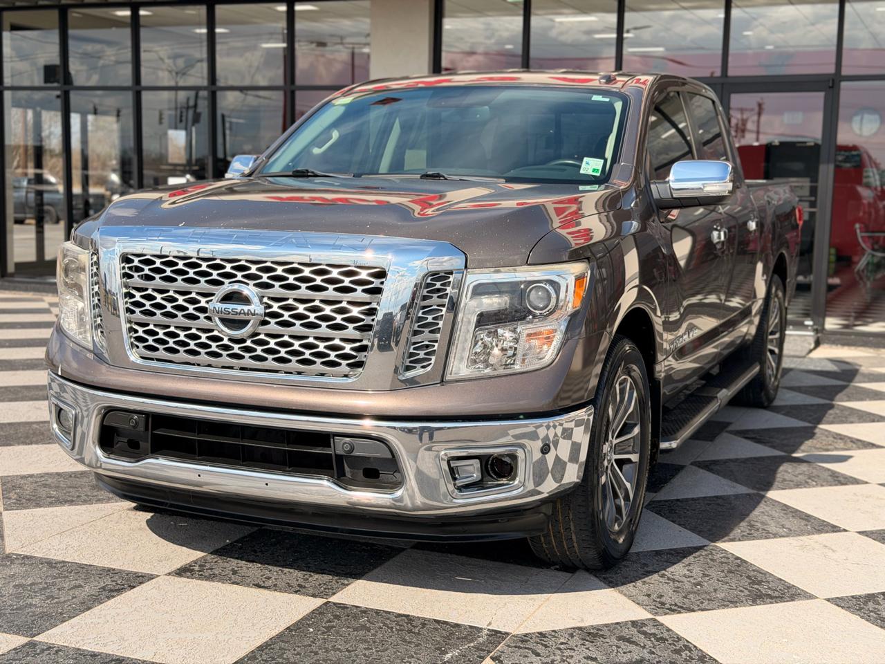 Nissan Titan SL Crew Cab 2WD 2018