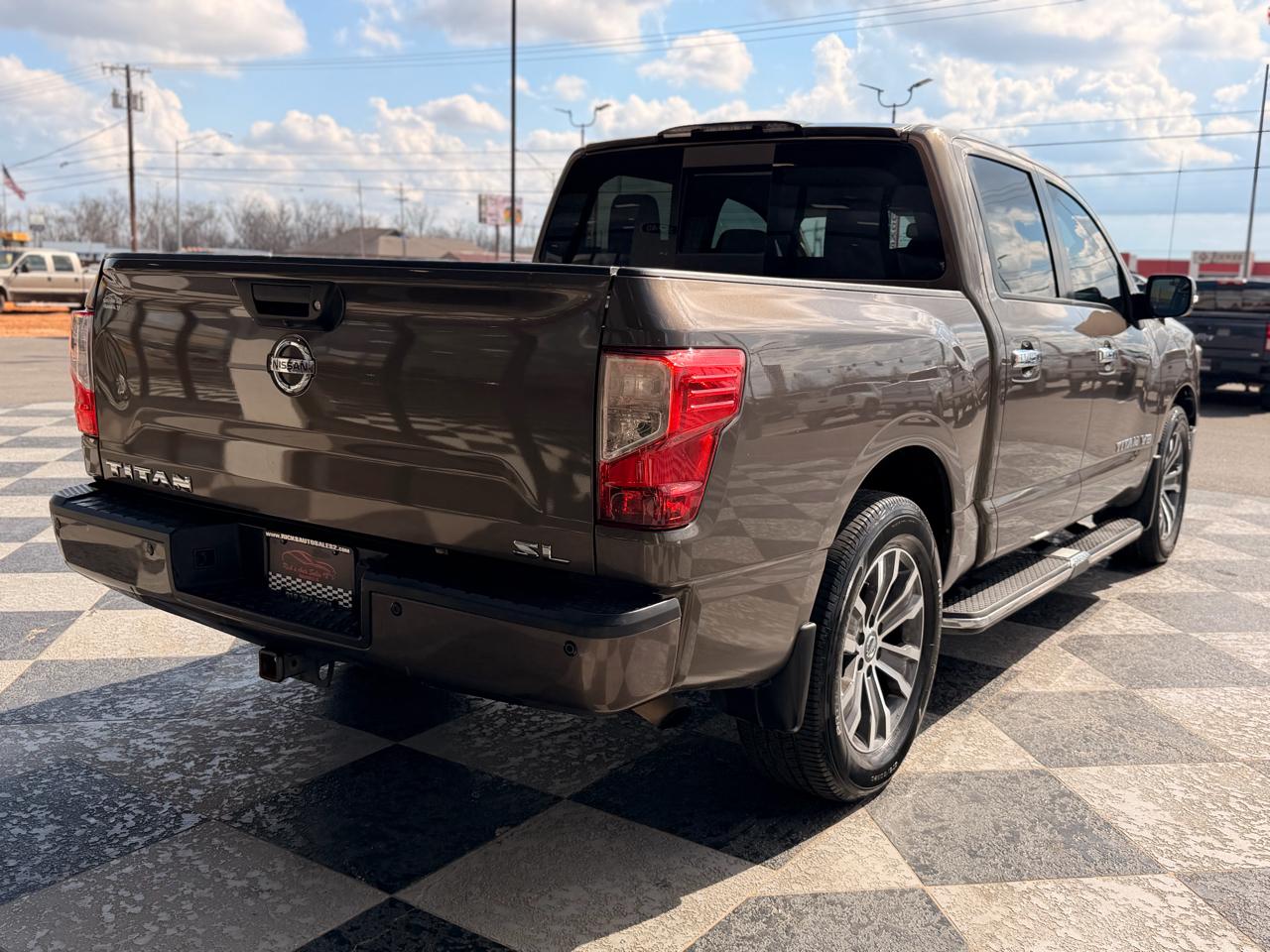 Nissan Titan SL Crew Cab 2WD 2018