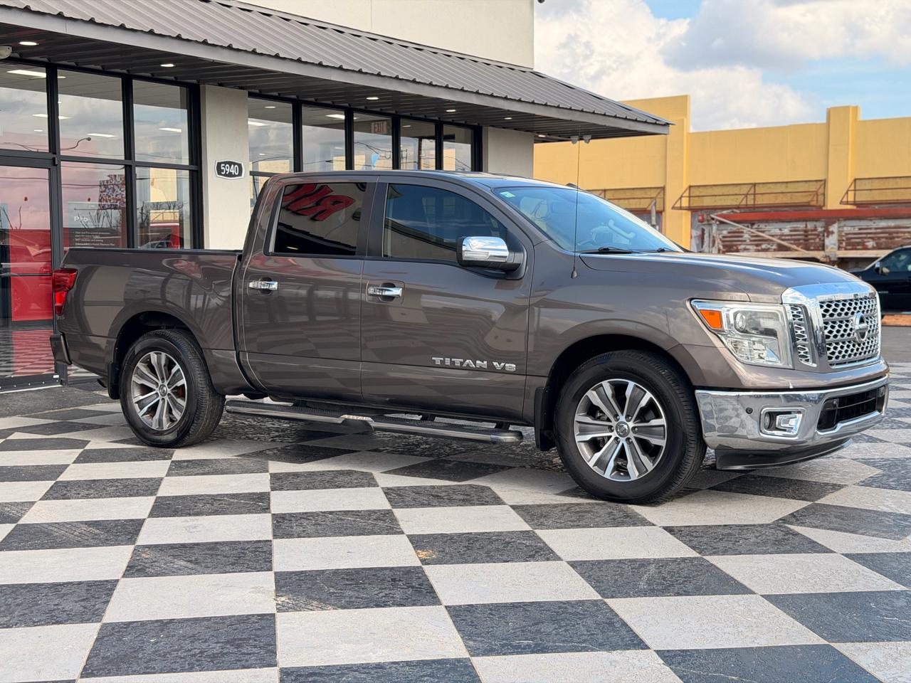 Nissan Titan SL Crew Cab 2WD 2018