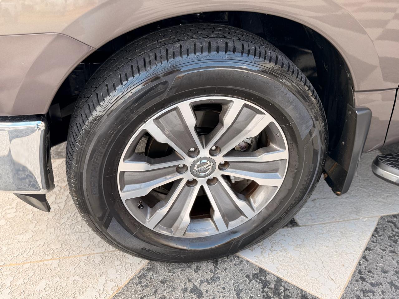 Nissan Titan SL Crew Cab 2WD 2018