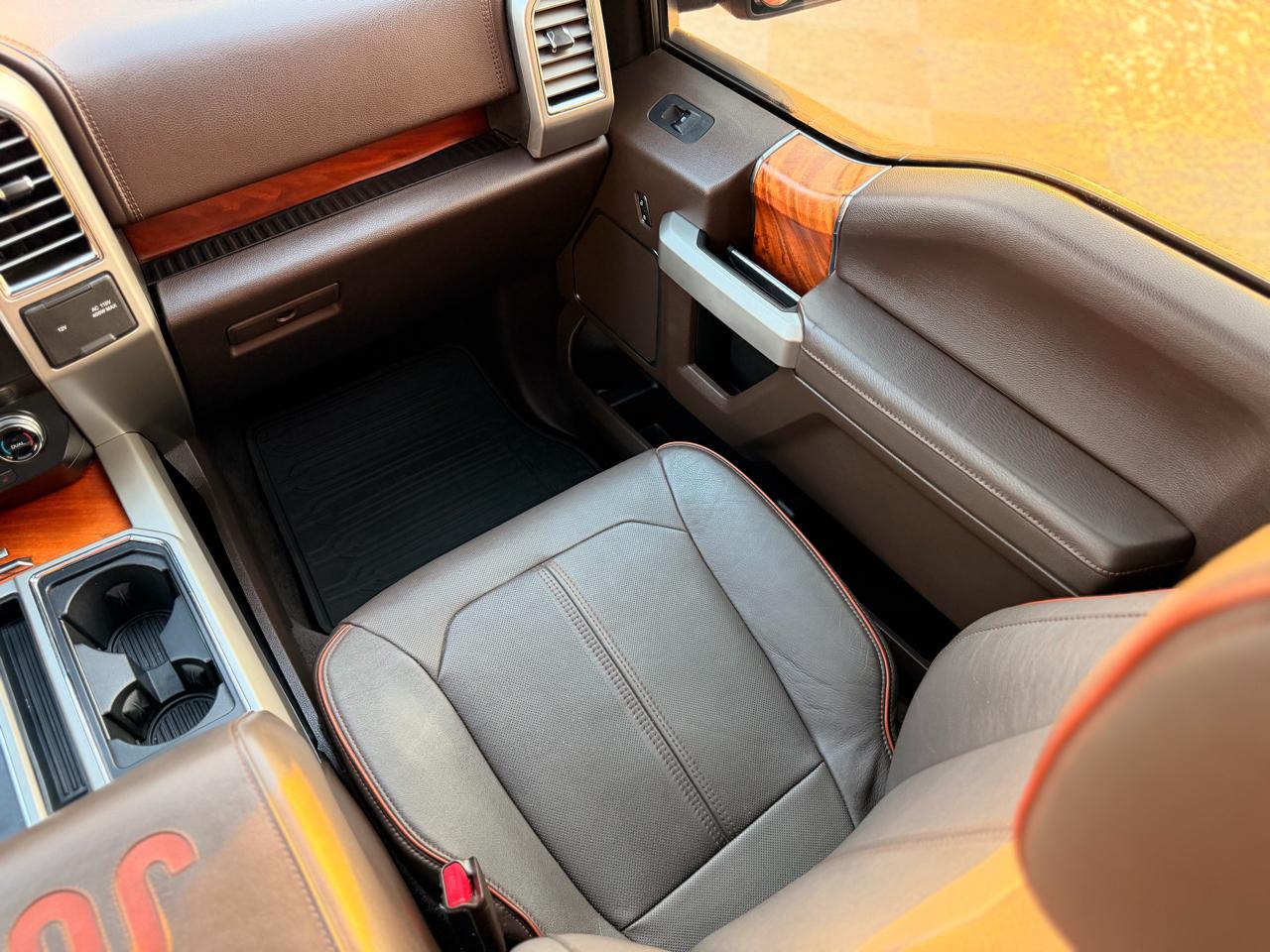 Ford F-150 King Ranch 4WD SuperCrew 5.5' Box 2015