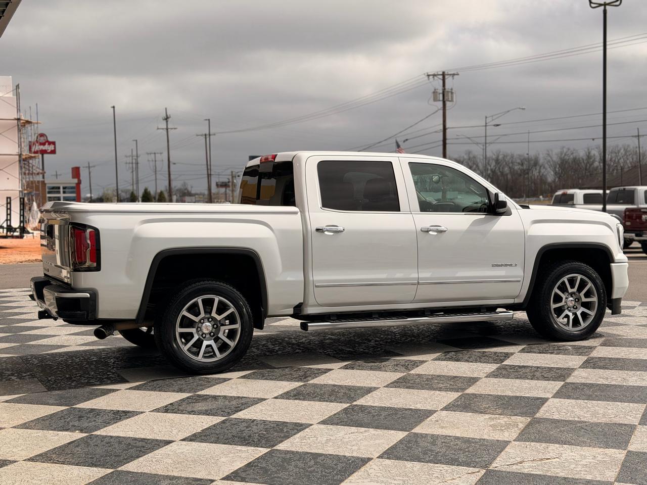 GMC Sierra 1500 Denali Crew Cab 2WD 2016