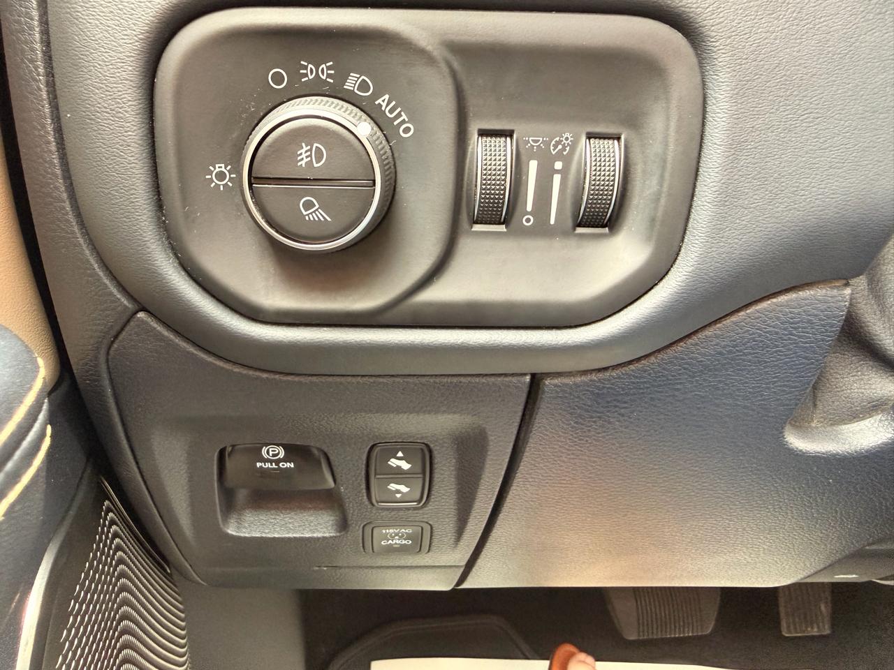 RAM 1500 Limited Crew Cab SWB 4WD 2021