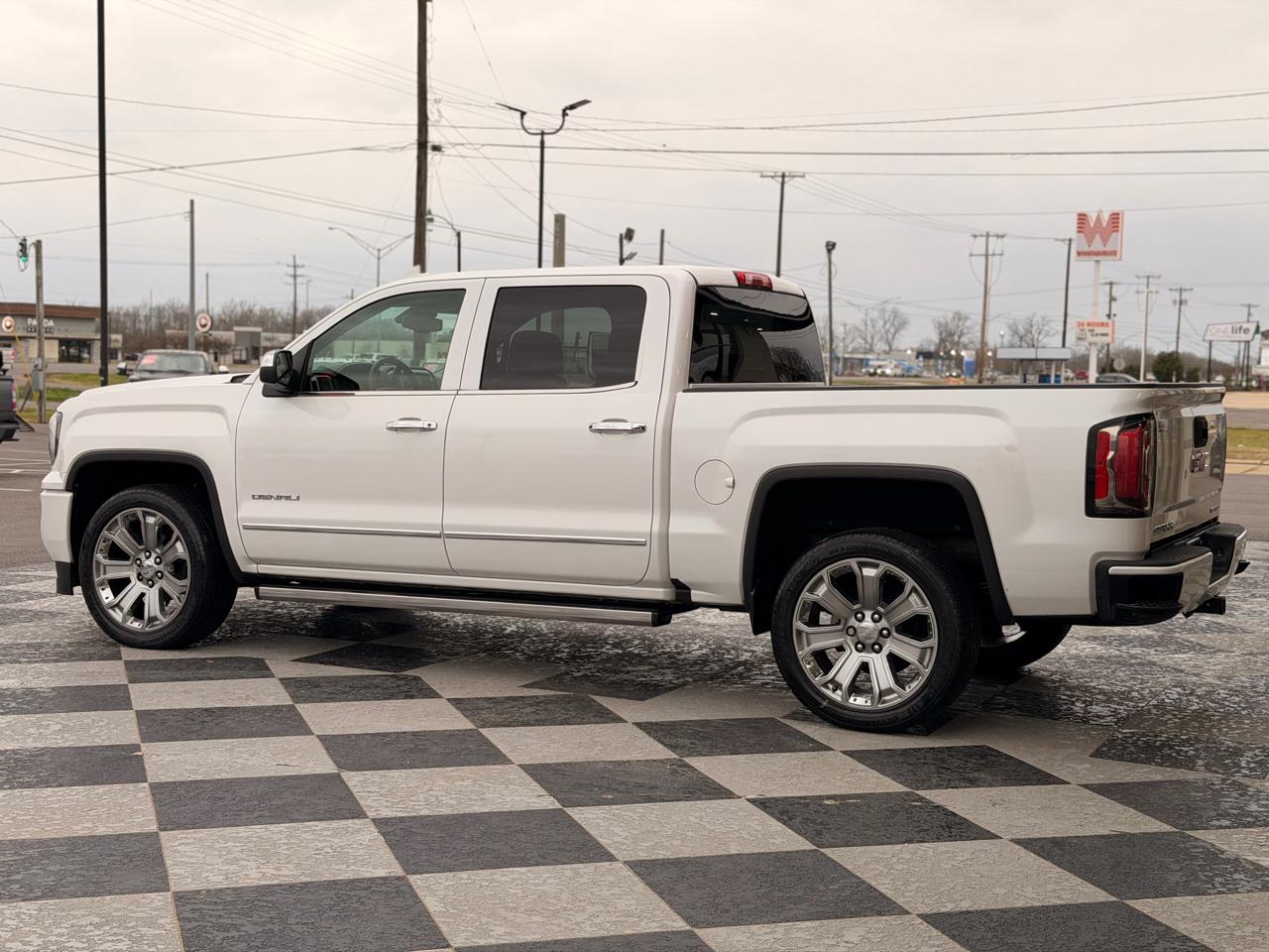 GMC Sierra 1500 Denali Crew Cab Short Box 4WD 2017