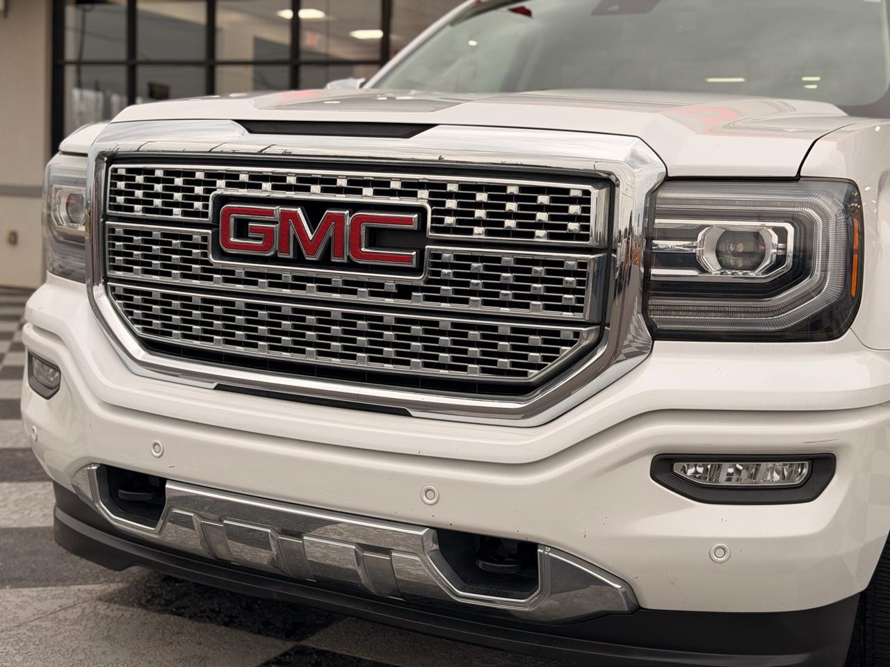 GMC Sierra 1500 Denali Crew Cab Short Box 4WD 2017