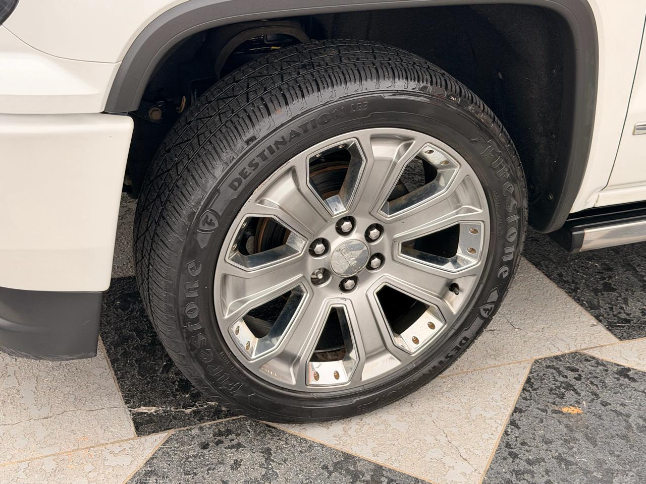 GMC Sierra 1500 Denali Crew Cab Short Box 4WD 2017