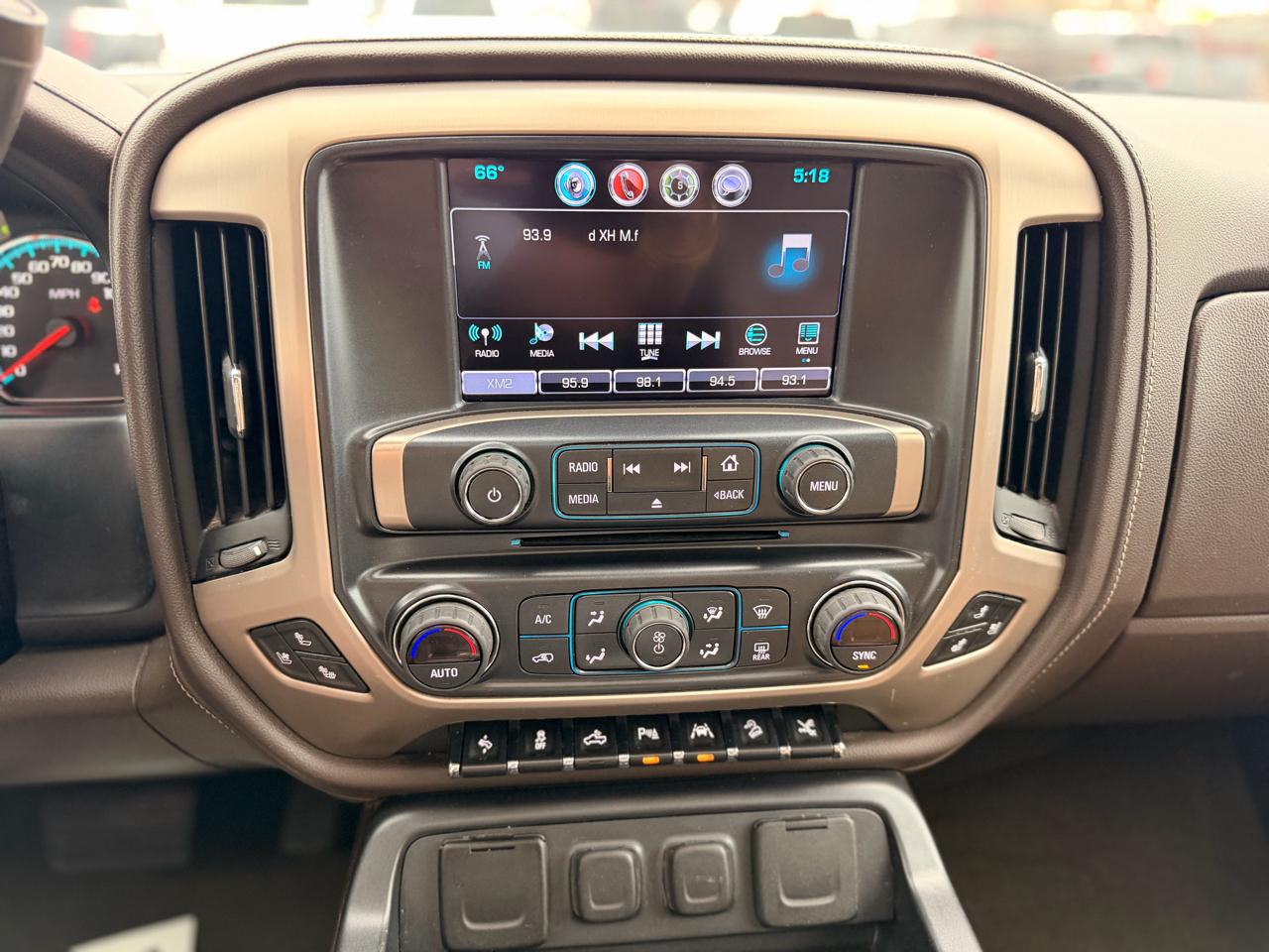 GMC Sierra 1500 Denali Crew Cab Short Box 4WD 2017