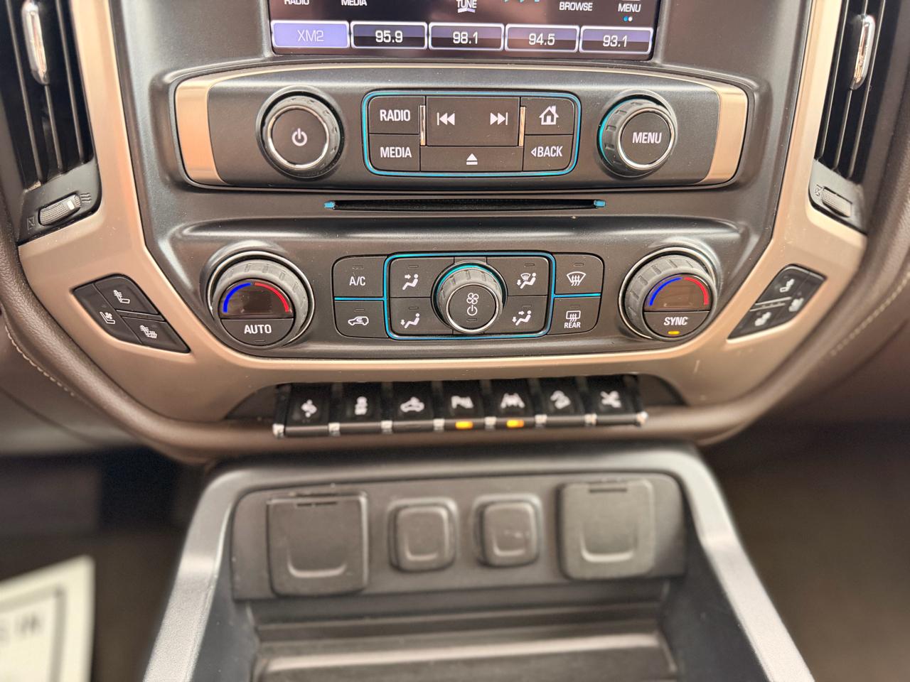 GMC Sierra 1500 Denali Crew Cab Short Box 4WD 2017