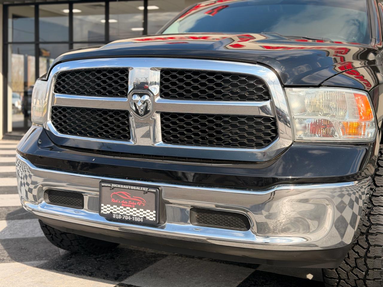 RAM 1500 Classic SLT Crew Cab SWB 4WD 2019