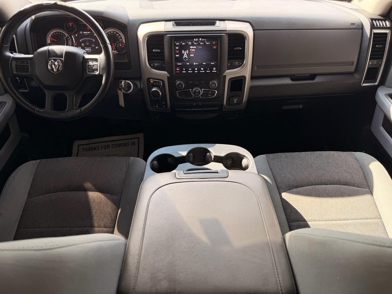 RAM 1500 Classic SLT Crew Cab SWB 4WD 2019
