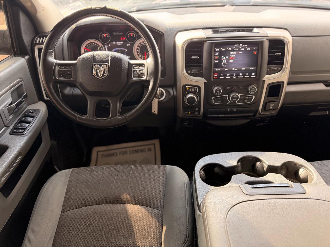 RAM 1500 Classic SLT Crew Cab SWB 4WD 2019