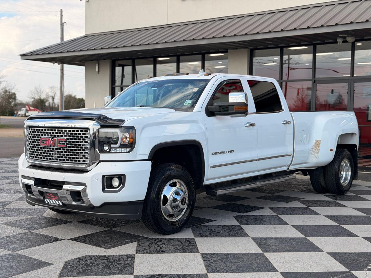 GMC Sierra 3500HD Denali Crew Cab 4WD 2015