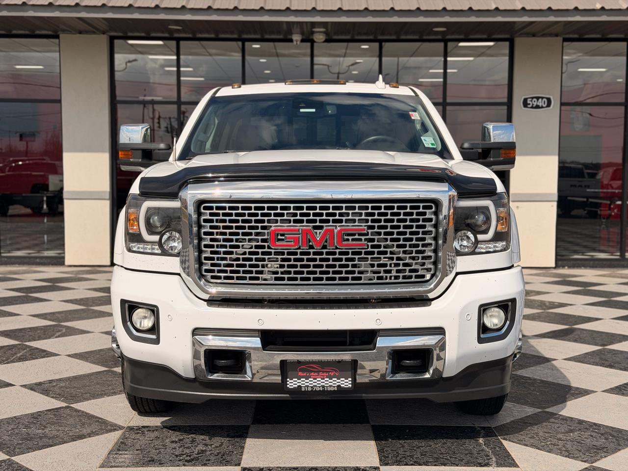 GMC Sierra 3500HD Denali Crew Cab 4WD 2015