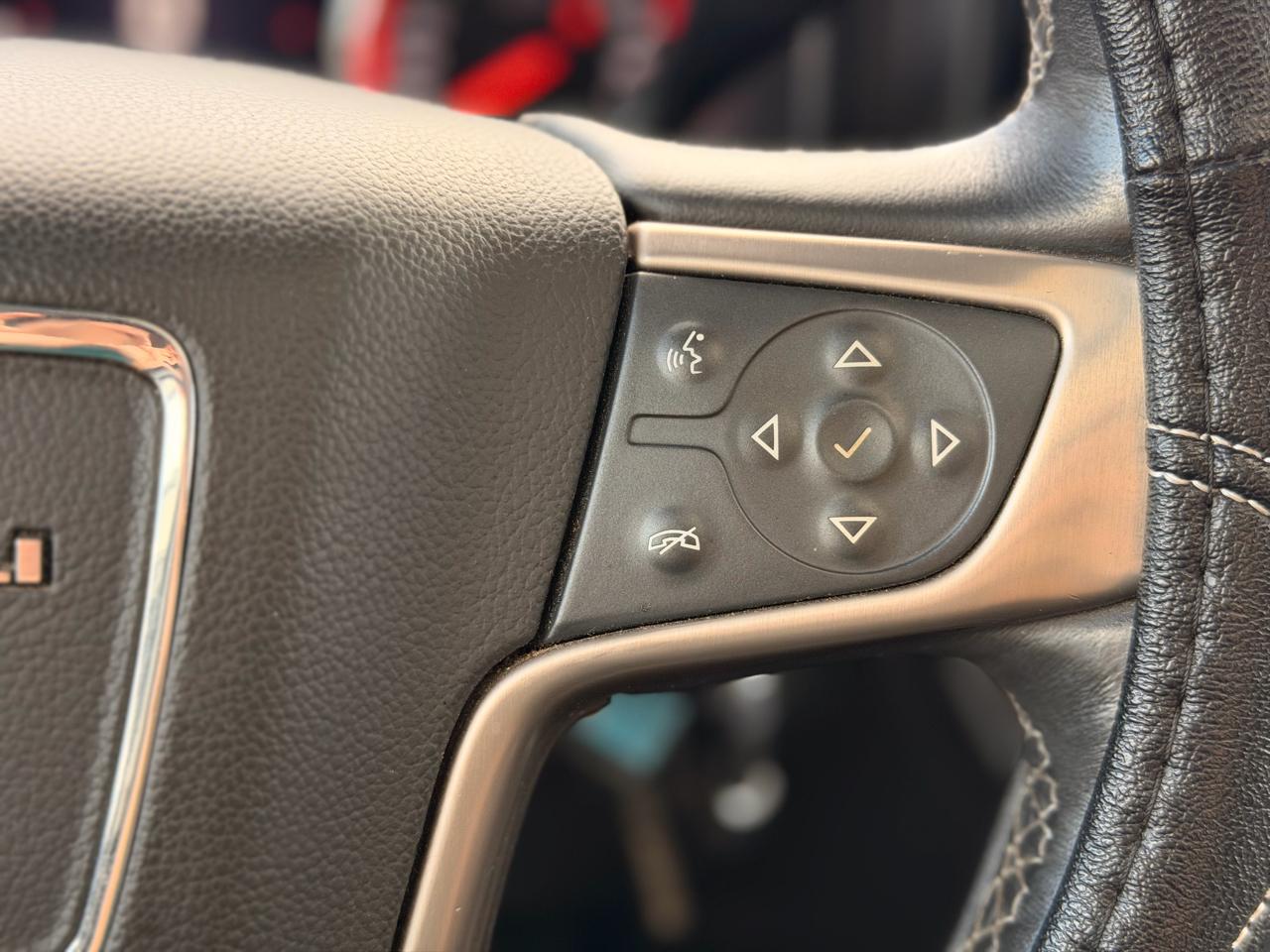 GMC Sierra 3500HD Denali Crew Cab 4WD 2015