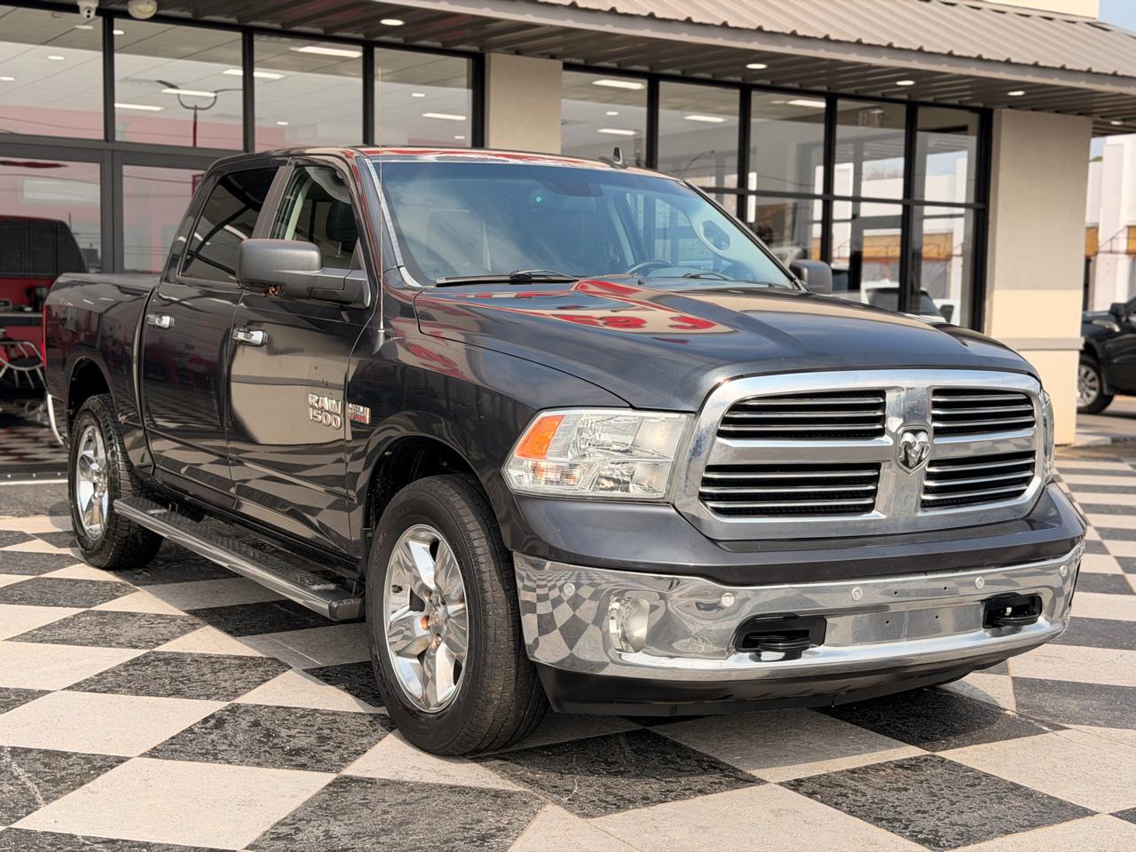 RAM 1500 Big Horn Crew Cab 4WD 2016